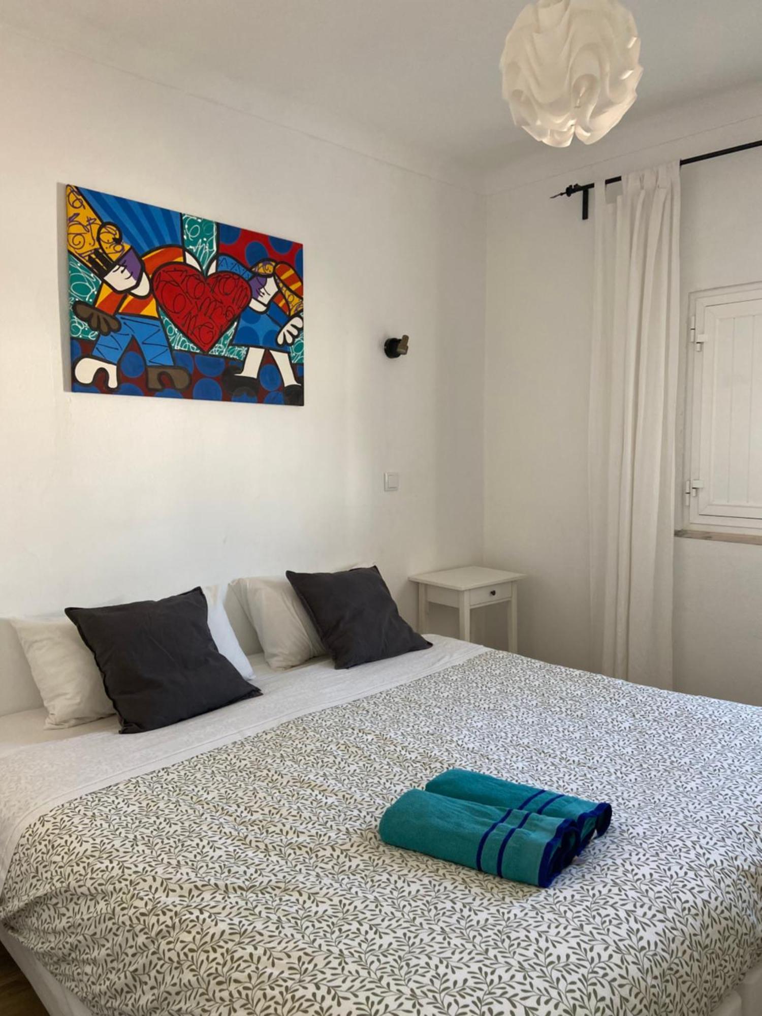 Pirata Milfontes Guest House 빌라노바데밀폰테스 외부 사진